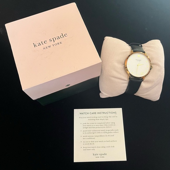 Kate Spade Women\'s Metro D Monogram Watch